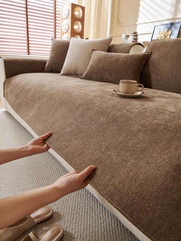 1pc Solid Color Chenille Sofa Cover, Minimalist & Starry Floral Pattern, Non-Slip Scratch Resistant, Home Decor Couch Slipcover, Suitable For All Seasons